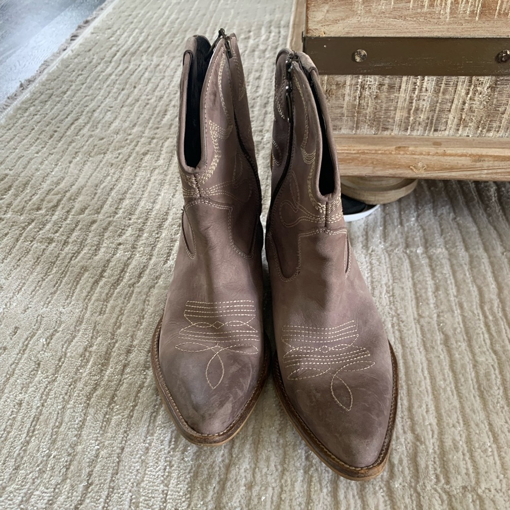Size 7 boots